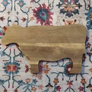 Rustic Brown Cow-Shaped Cutting Board